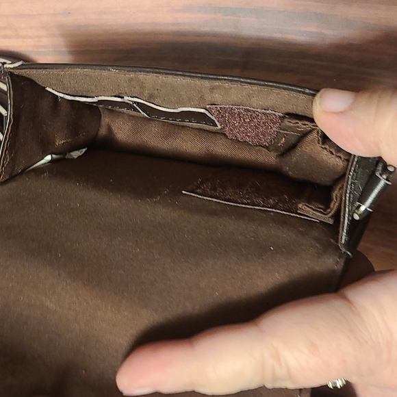 Brown Camera Case with Cross Body Strap NWOT - Picture 3 of 3